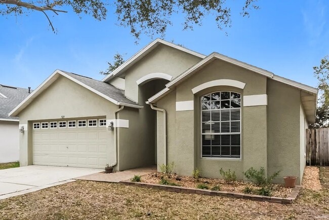 7030 Colony Pointe Dr in Riverview, FL - Building Photo - Building Photo