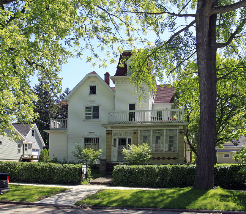 The VIC in Valparaiso, IN - Building Photo