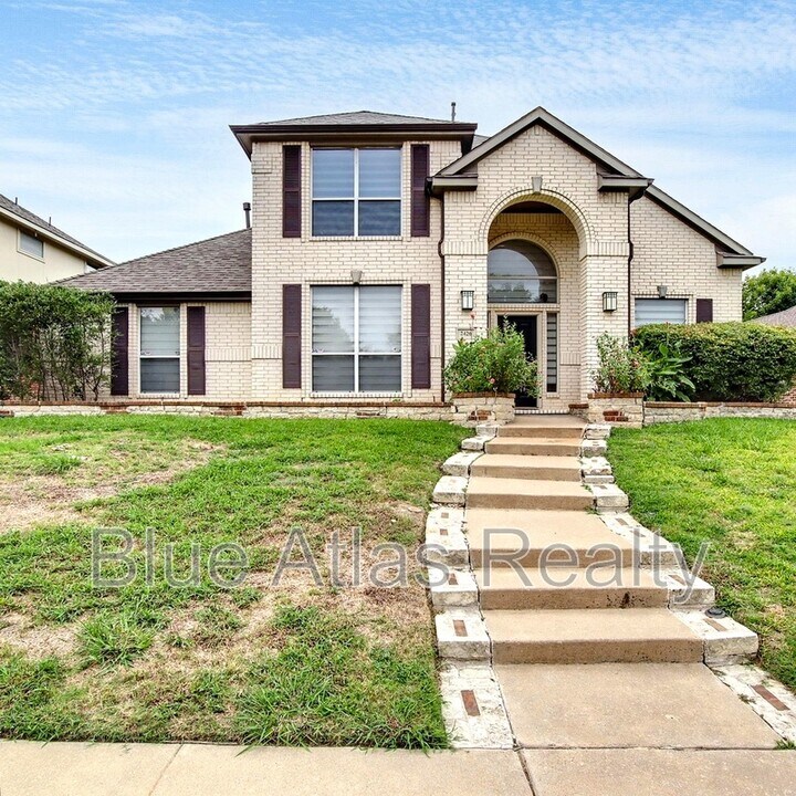 2420 Elm Leaf Ln in Plano, TX - Building Photo