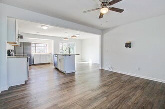 605 Michigan Ct in Ladson, SC - Building Photo - Building Photo