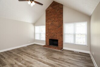 1218 Raleigh Way NW in Lawrenceville, GA - Foto de edificio - Building Photo