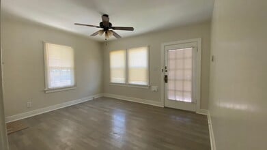 6108 Strickland Ave, Unit 6108 in Los Angeles, CA - Building Photo - Building Photo