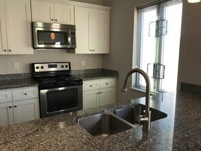 10 Merrymount Rd in Quincy, MA - Building Photo - Building Photo