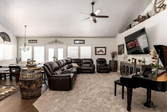 358 Wrangler Ct in Grantsville, UT - Building Photo - Building Photo