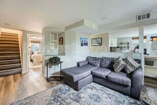 10609 W 48th Ave in Wheat Ridge, CO - Building Photo