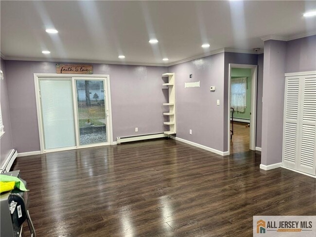 39 Hillcrest Ave in Edison, NJ - Building Photo - Building Photo