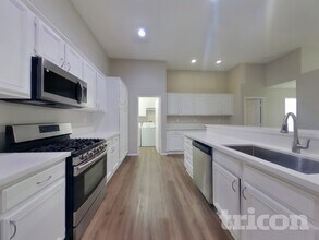 8962 Ironstone Ct in Hesperia, CA - Building Photo - Building Photo