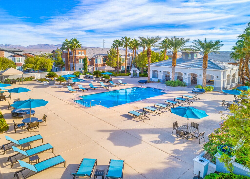 Colonial Grand at Palm Vista Apartments in North Las Vegas, NV