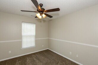 8445 Angwin Pl in Charlotte, NC - Foto de edificio - Building Photo