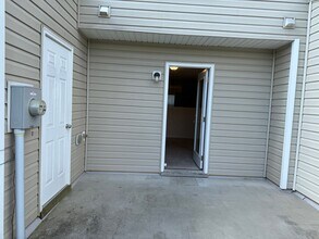 303 Hidden Timber Ln in Greensboro, NC - Building Photo - Building Photo