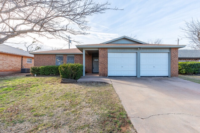 5725 Quail Run St in Abilene, TX - Building Photo - Building Photo