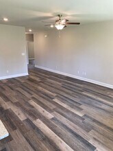 17348 LA-442 in Independence, LA - Foto de edificio - Building Photo