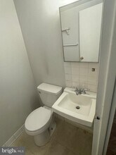 2625 Wagon Dr in Alexandria, VA - Building Photo - Building Photo