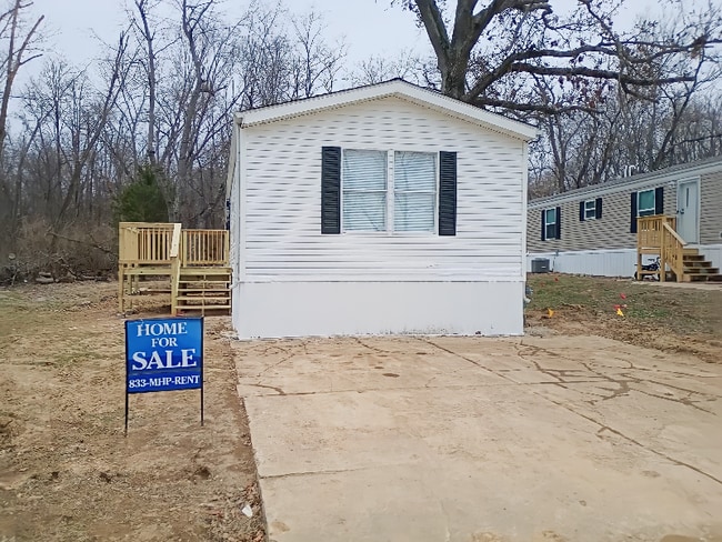 94 Deerwood Park in Centralia, IL - Building Photo - Building Photo