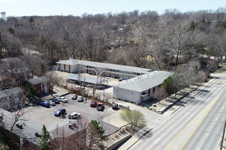 1921-1927 Anderson Ave in Manhattan, KS - Building Photo - Building Photo