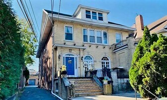 86 W 34th St. in Bayonne, NJ - Building Photo