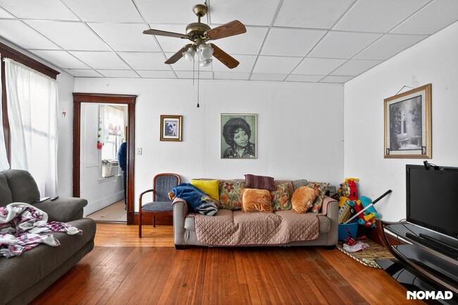 38 Custer St in Lawrence, MA - Building Photo - Building Photo