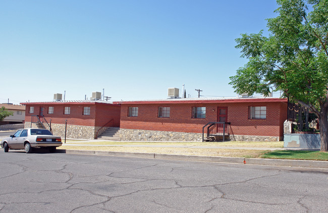 1401 N St Vrain St in El Paso, TX - Building Photo - Building Photo