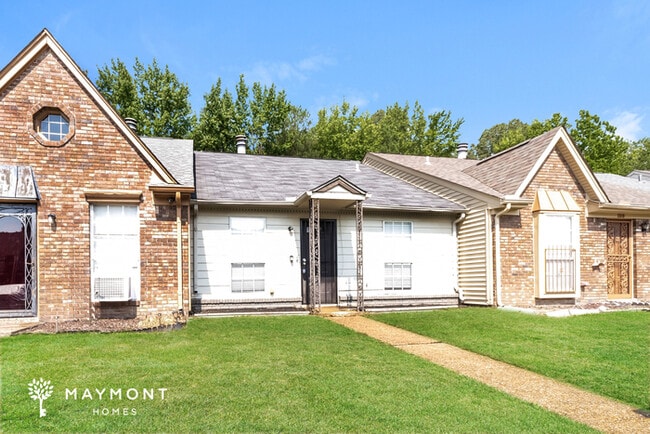 2815 W Hickory Bluff