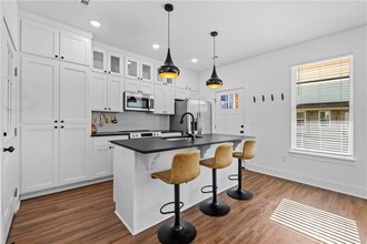 913 S Wichita Ave in Fayetteville, AR - Building Photo - Building Photo