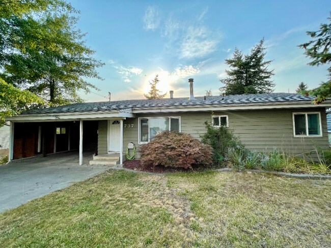 property at 737 Brent Dr