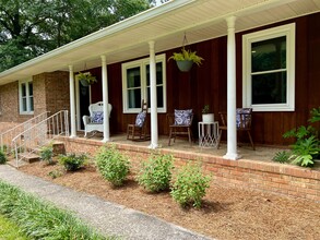 917 Shadow Dr in Aiken, SC - Foto de edificio - Building Photo