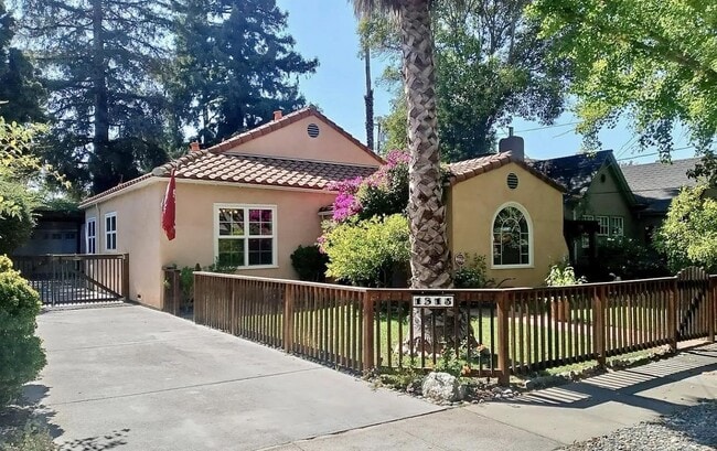 1315 Newport Ave in San Jose, CA - Building Photo - Building Photo