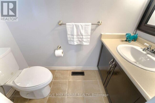 180 Dusty Ln in Brampton, ON - Building Photo - Building Photo