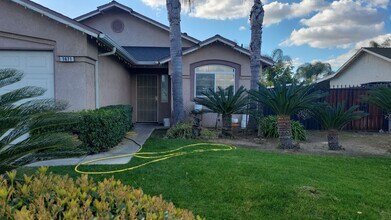 1671 Hume Dr in Sanger, CA - Building Photo - Building Photo