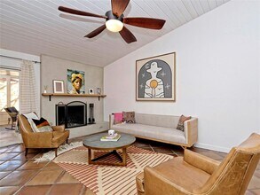 5209 Fort Mason Dr in Austin, TX - Building Photo - Building Photo