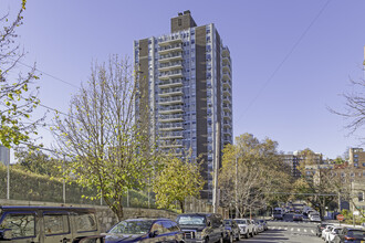 Corlear Gardens in Bronx, NY - Building Photo - Building Photo