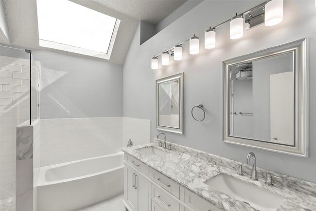 2807 Grants Lake Blvd