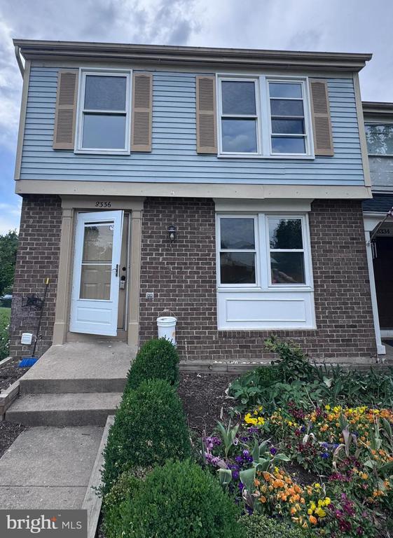 property at 8336 Claremont Woods Dr