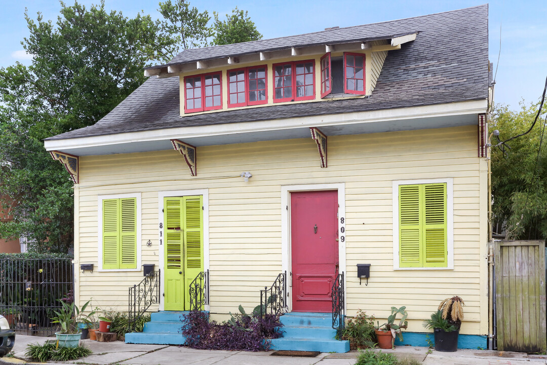 809 Saint Ferdinand St in New Orleans, LA - Building Photo