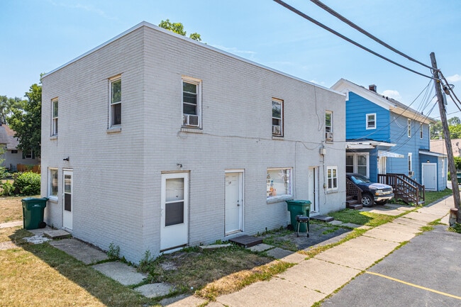 301 South Ottawa in Joliet, IL - Foto de edificio - Building Photo