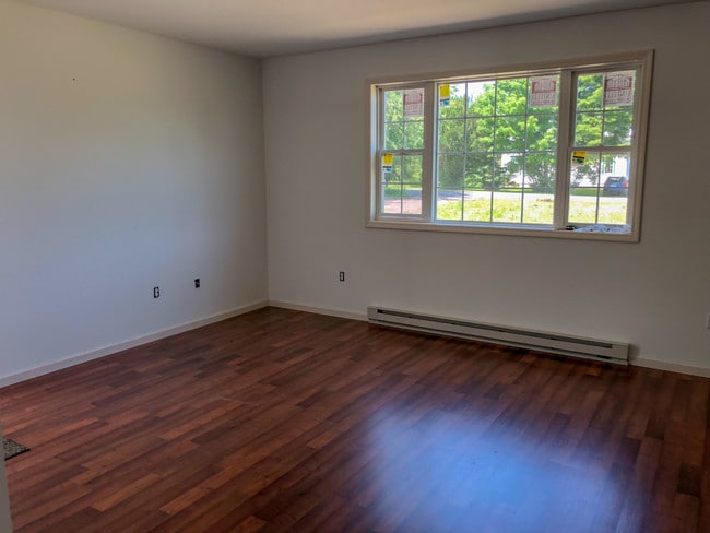 511 Etna Rd in Ithaca, NY - Building Photo - Building Photo