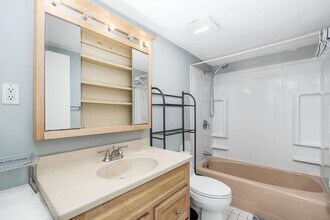 121 Tremont St, Unit D4 in Boston, MA - Building Photo - Building Photo