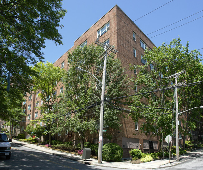 Franklin Towers in White Plains, NY - Building Photo - Building Photo