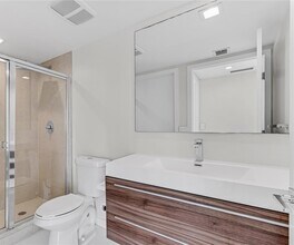 50 Biscayne Blvd, Unit 3601 in Miami, FL - Building Photo - Building Photo