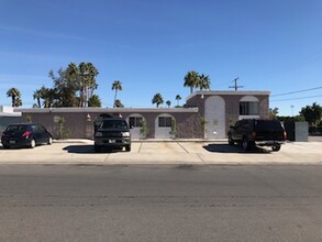 1900 E Baristo Rd in Palm Springs, CA - Building Photo - Building Photo