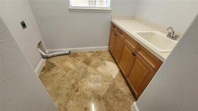 2333 Pinehurst Ct in Davenport, FL - Building Photo - Building Photo