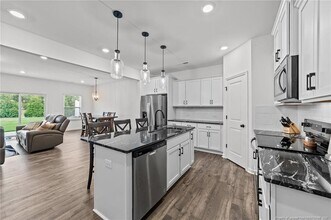 96 Periwinkle Pl in Clayton, NC - Building Photo - Building Photo