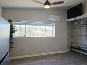 4229 Panorama Dr in La Mesa, CA - Foto de edificio - Building Photo