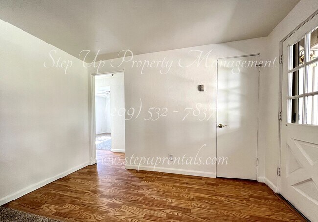 23260 Joaquin Gully Rd-Unit -1 in Twain Harte, CA - Building Photo - Building Photo