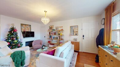 121 3rd St in South Orange, NJ - Building Photo - Building Photo