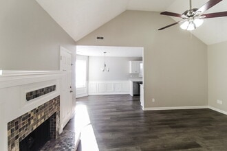 125 Eastfield Ct in Fayetteville, GA - Building Photo - Building Photo