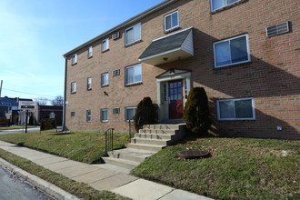 Norwood Apartments in Norwood, PA - Foto de edificio - Building Photo