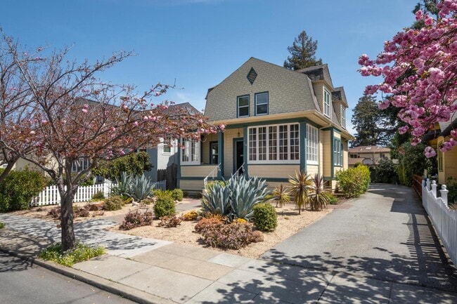 34 10th Ave in San Mateo, CA - Building Photo - Building Photo