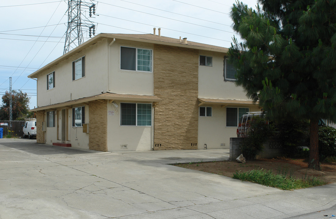 1740 Noranda Dr in Sunnyvale, CA - Foto de edificio