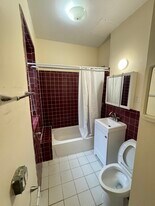 883 Huntington Ave, Unit 3 in Boston, MA - Building Photo